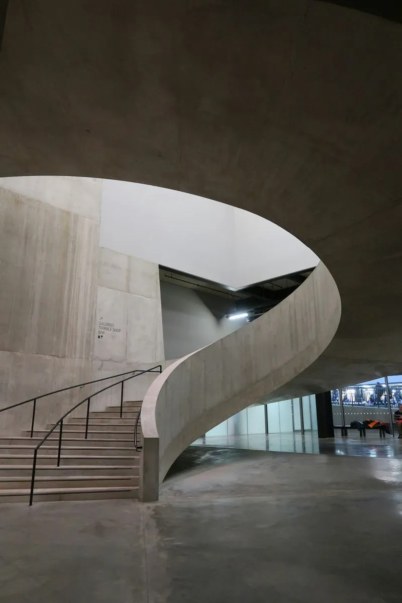 Minimalist abstract structure
